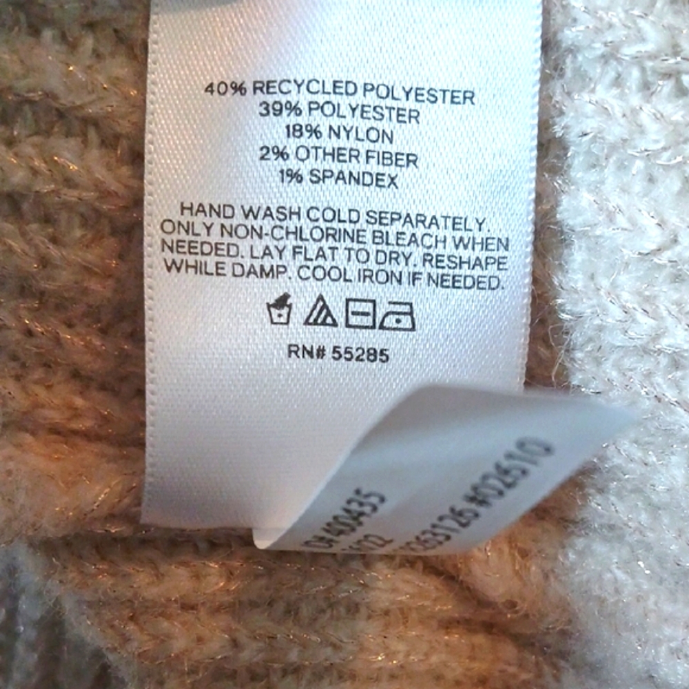 Express Cream V-Neck Sweater Knit Pullover - Picture 10 of 10